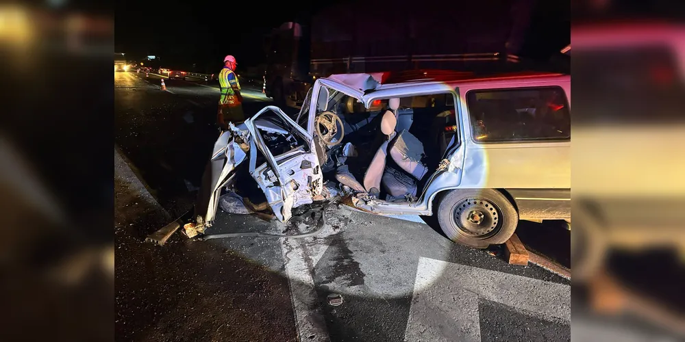 Acidente envolveu um Chevrolet Ipanema e um Volkswagen Polo