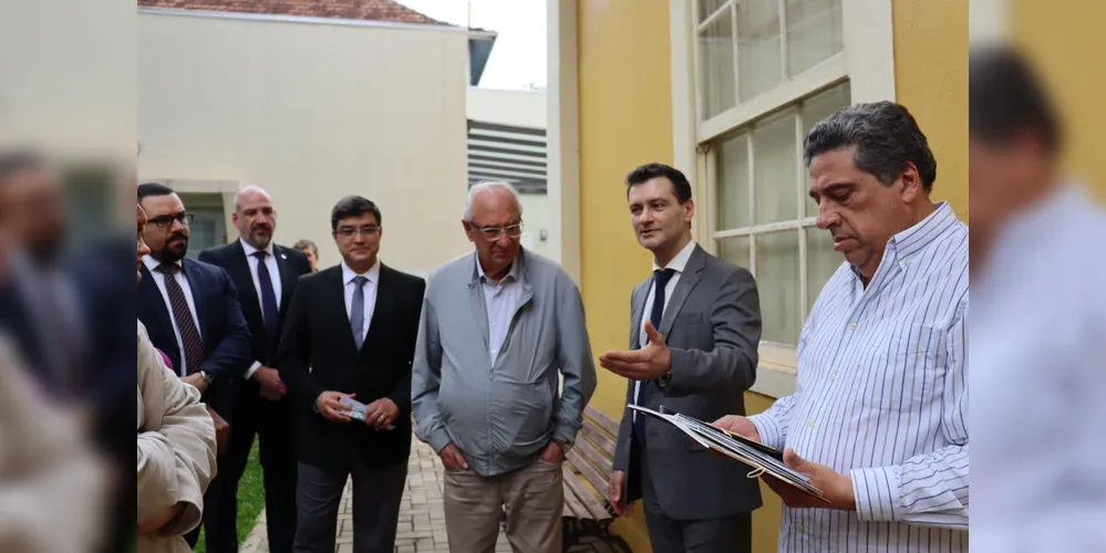 A equipe foi recepcionada pelo prefeito Reinaldo Cardoso