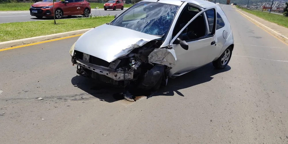 Acidente ocorreu na avenida Visconde de Taunay