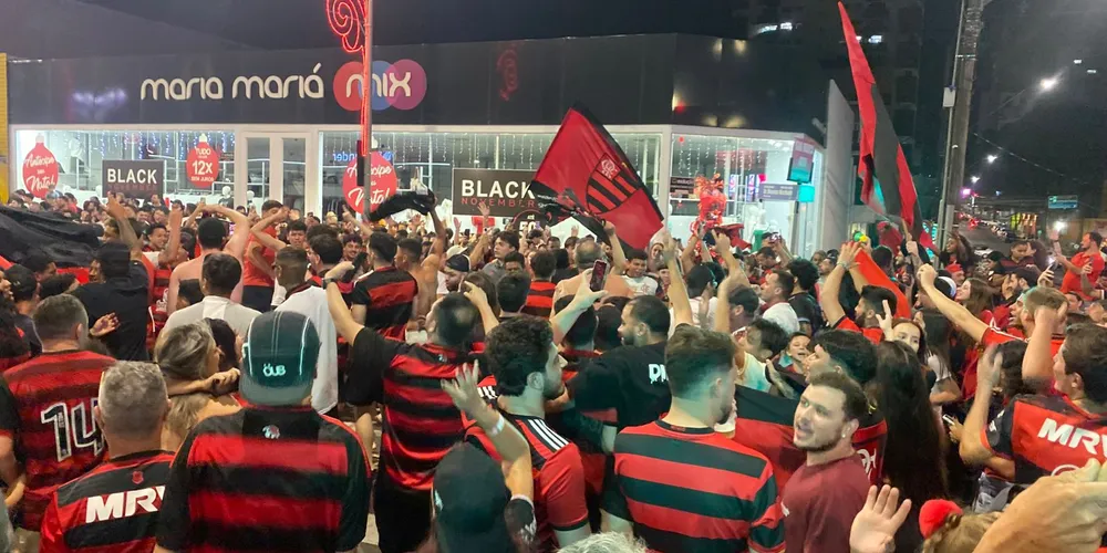 Avenida se tornou rubro-negra neste sábado