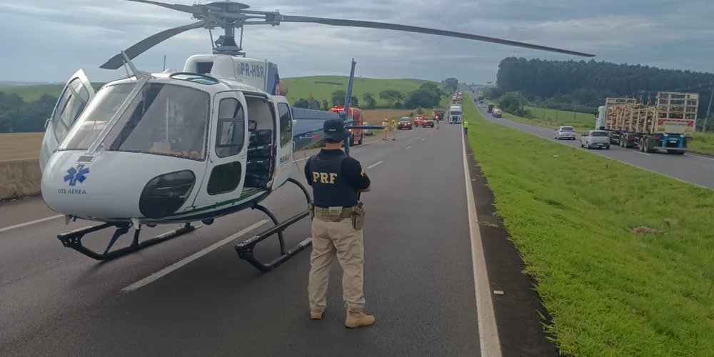 Devido à gravidade, o Samu Aéreo foi acionado para retirar a vítima em segurança do local