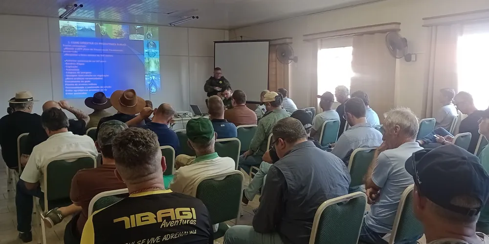 Reunião aconteceu nesta quarta-feira (03)