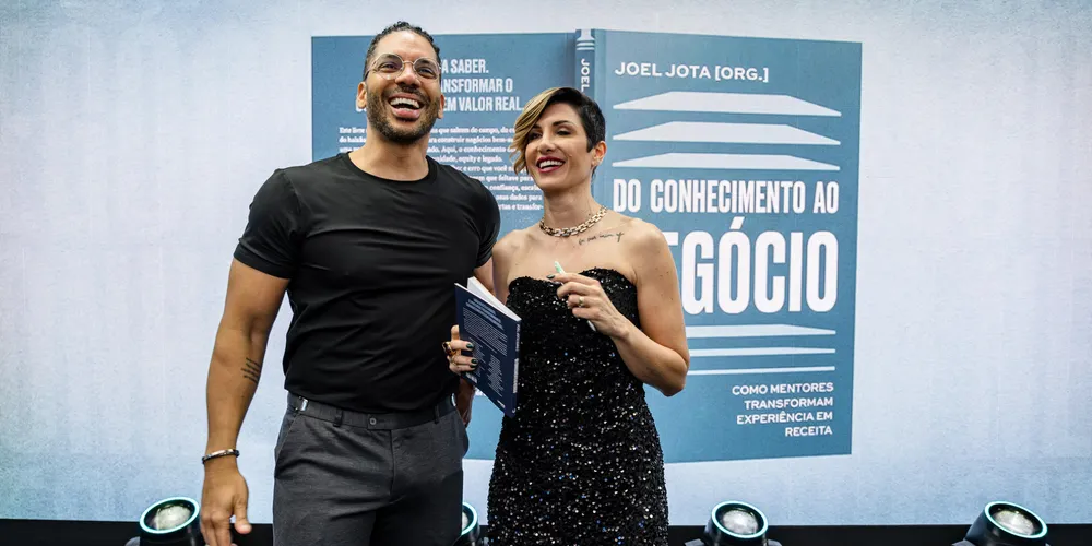 Joel Jota e Tatiane Belo no lançamento do livro 'Do conhecimento ao negócio'