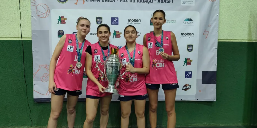 Maria Augusta Sand, Lívia Laroca, Isabela Rebinski e Vitória Burgardt representaram Ponta Grossa na competição de basquete feminino