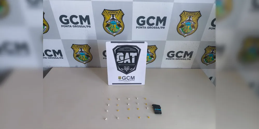 O material apreendido foi pesado posteriormente na delegacia