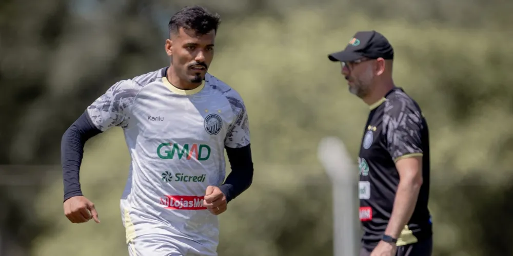 Atleta sofreu uma lesão no Ligamento Colateral Medial (LCM)