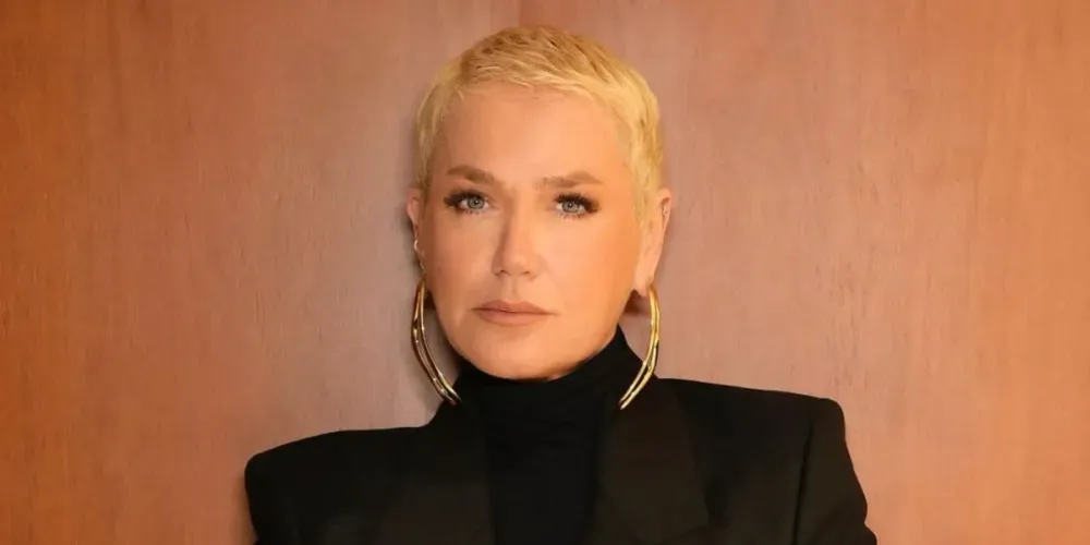 Xuxa foi internada para corrigir o problema de saúde