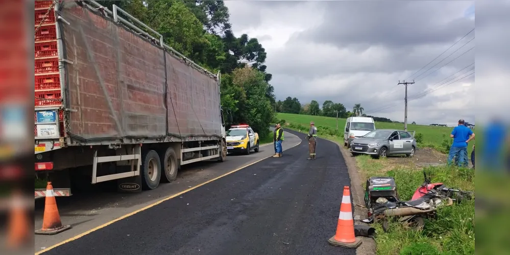 O acidente aconteceu no km 12 da PR-438