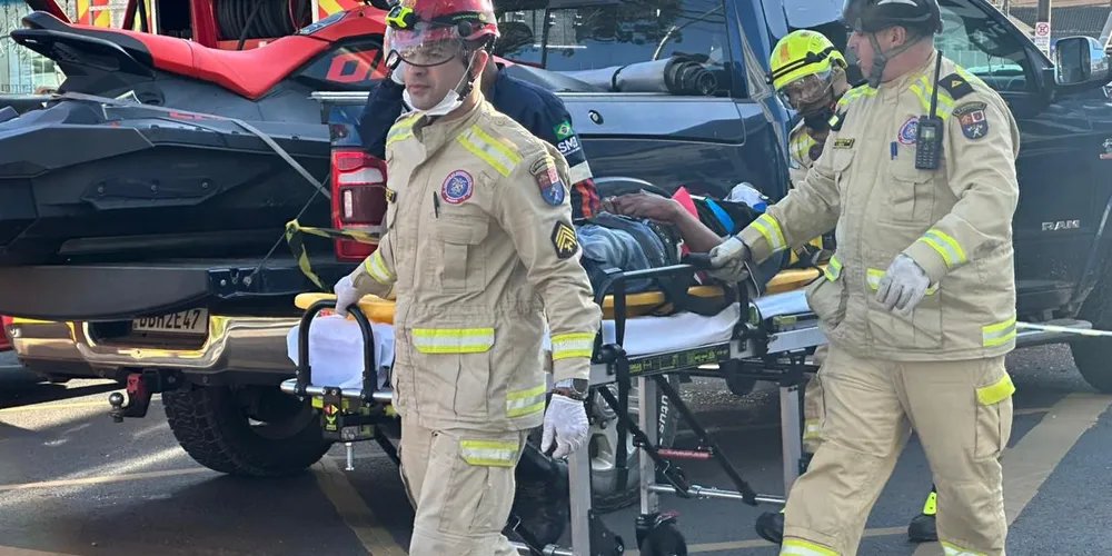 Todas as pessoas que estavam no carro Brasília foram atendidas pelo Siate