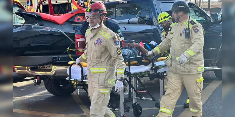 Todas as pessoas que estavam no carro Brasília foram atendidas pelo Siate