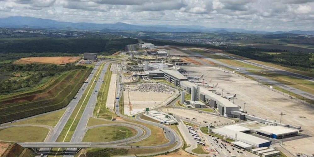 Aeroporto de Confins, próximo a Belo Horizonte, é administrado pela BH Airports, subsidiária da Motiva
