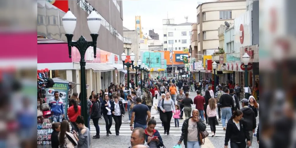 Calçadão de Ponta Grossa deve ser o principal ponto de encontro dos comércios com seus clientes