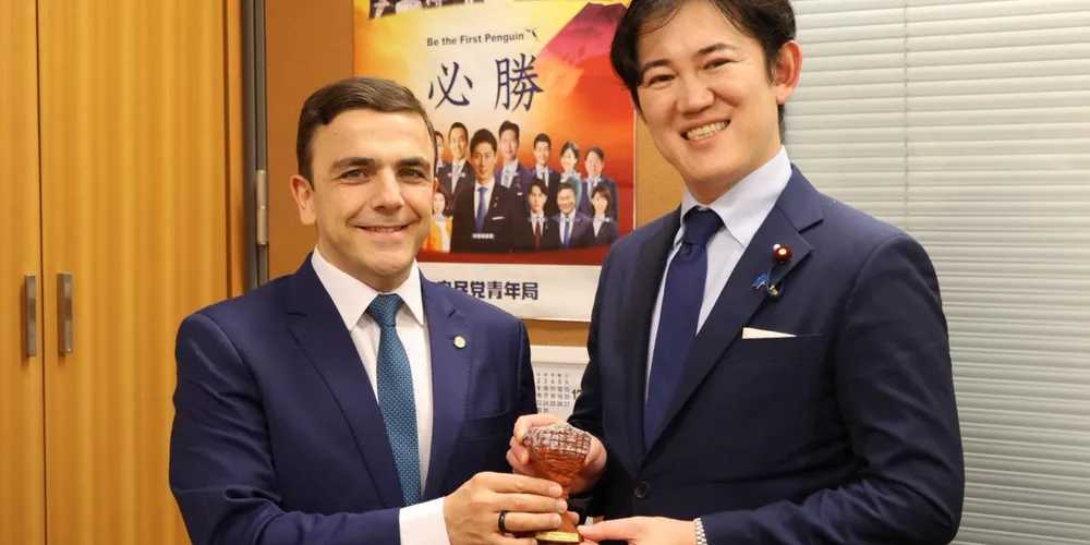 O deputado federal Aliel Machado (PV) representou Ponta Grossa e o Paraná em encontro com parceiros políticos do Japão