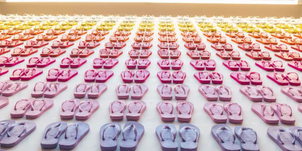 Chinelos das Havaianas, marca da Alpargatas