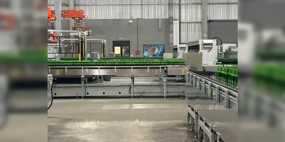 O equipamento, fundamental para a produção de garrafas, foi ligado em outubro de 2024 e só deve ser desligado após 2040