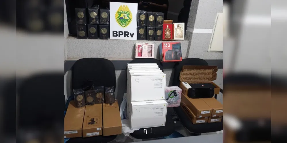 A apreensão ocorreu durante a noite de quinta-feira (13)