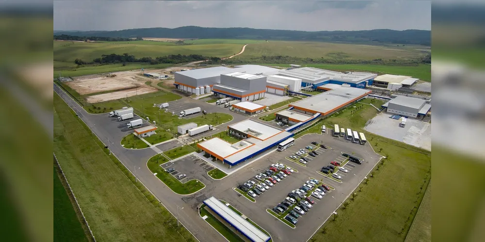 A empresa está instalada no distrito industrial de Castro