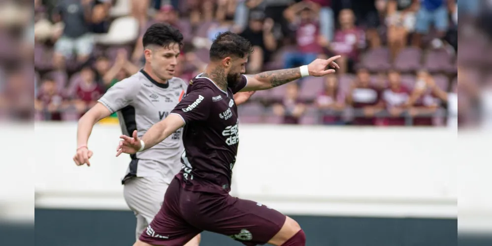 A partida foi válida pela penúltima rodada da Série B.