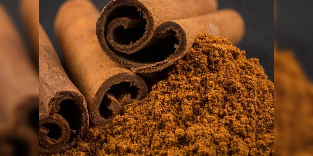 Canela em pó