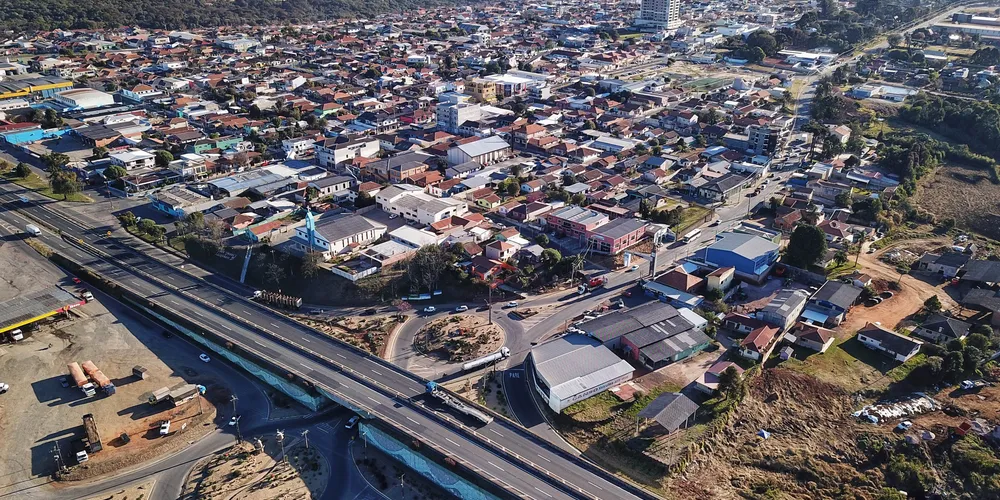 Vista aérea da cidade de Carambeí, nos Campos Gerais
