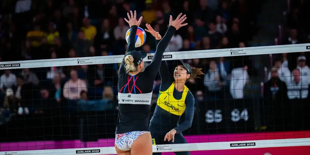 A dupla Thâmela e Vic, número 1 do mundo, foi surpeendida pelas letãs