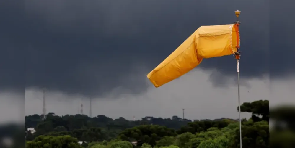 O impacto tende a atingir áreas já sensíveis pelo excesso de calor e pela deficiência hídrica acumulada desde novembro