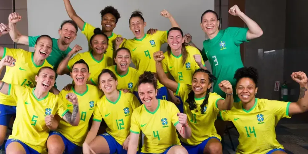 A seleção brasileira campeã da Copa do Mundo Feminina de Futsal