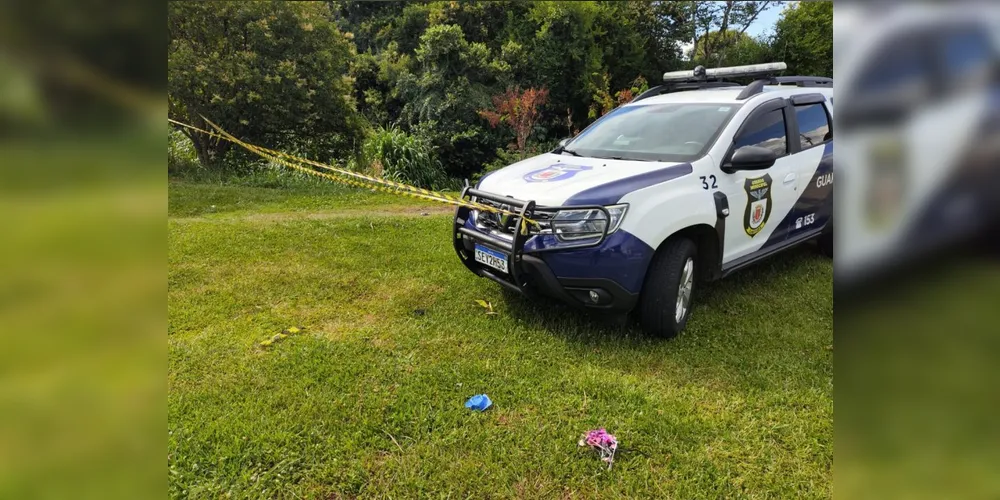 Um morador da região avistou o homem dentro do córrego e acionou a Guarda Municipal