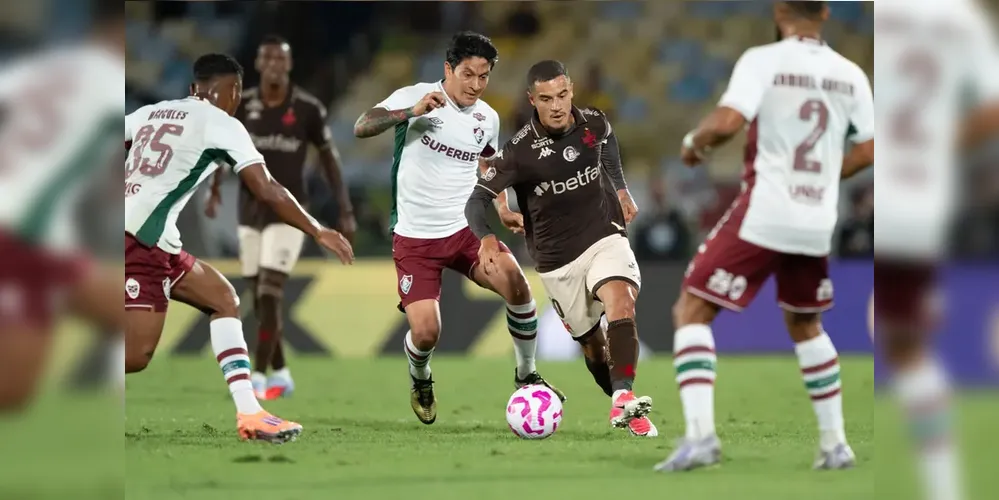 No Brasileirão, ambos venceram os duelos em casa