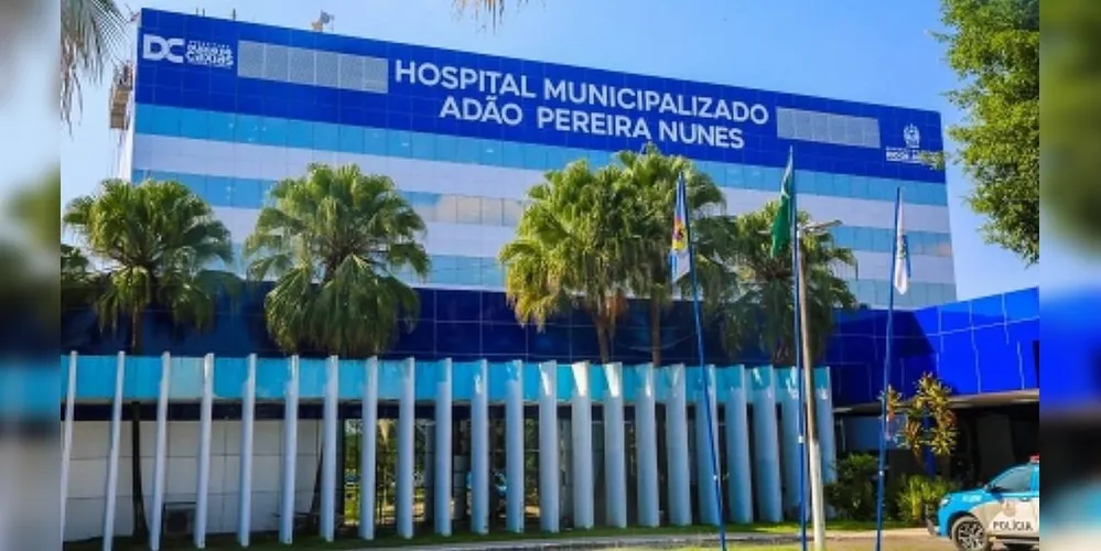 A criança foi internada no Hospital Municipal Adão Pereira Nunes, em Duque de Caxias