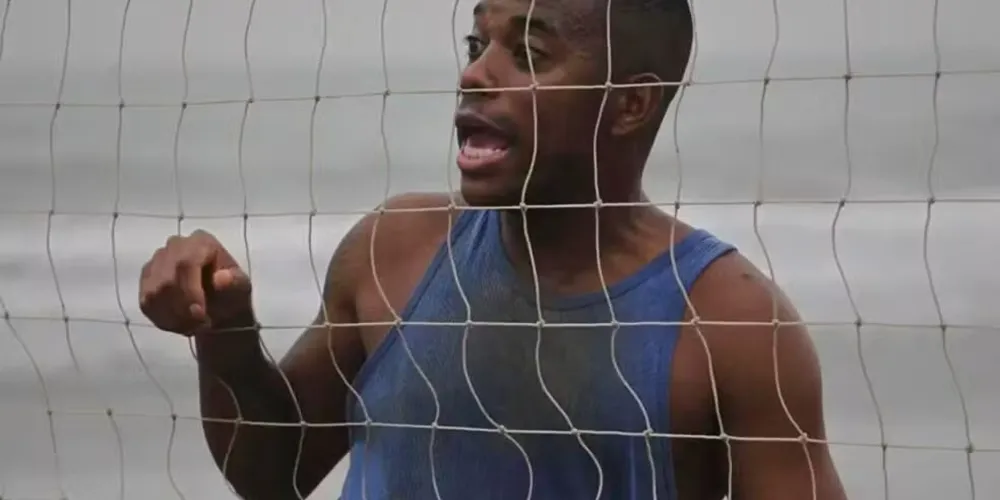 A previsão é que Robinho fique em regime fechado pelo menos até 2027