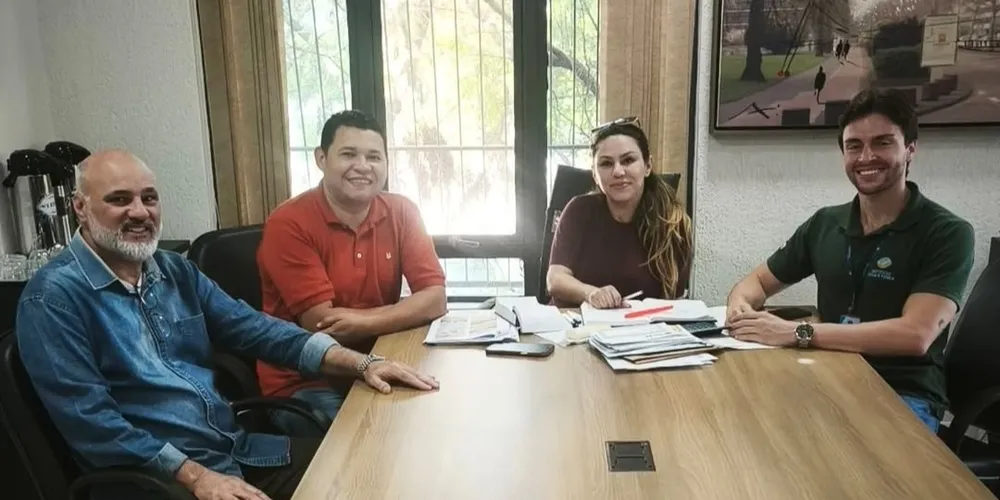 Edson Sperafico, Marcos Paulo, Dayane Sovinski e Matheus Demiato estiveram reunidos