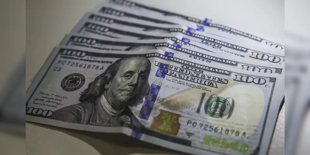 O canal comercial apresentou entrada líquida de US$ 49,151 bilhões