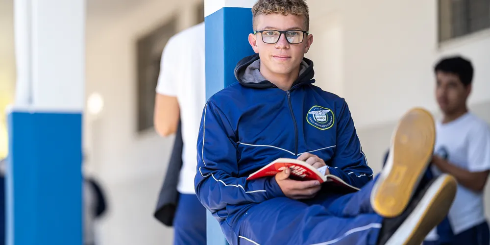 O parecer destaca que o modelo paranaense não consiste em “militarização do ensino”