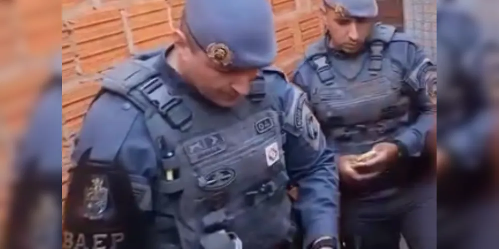 Os agentes foram identificados como Eduardo Jamarino Serraglio e Renan Pereira Rodrigues