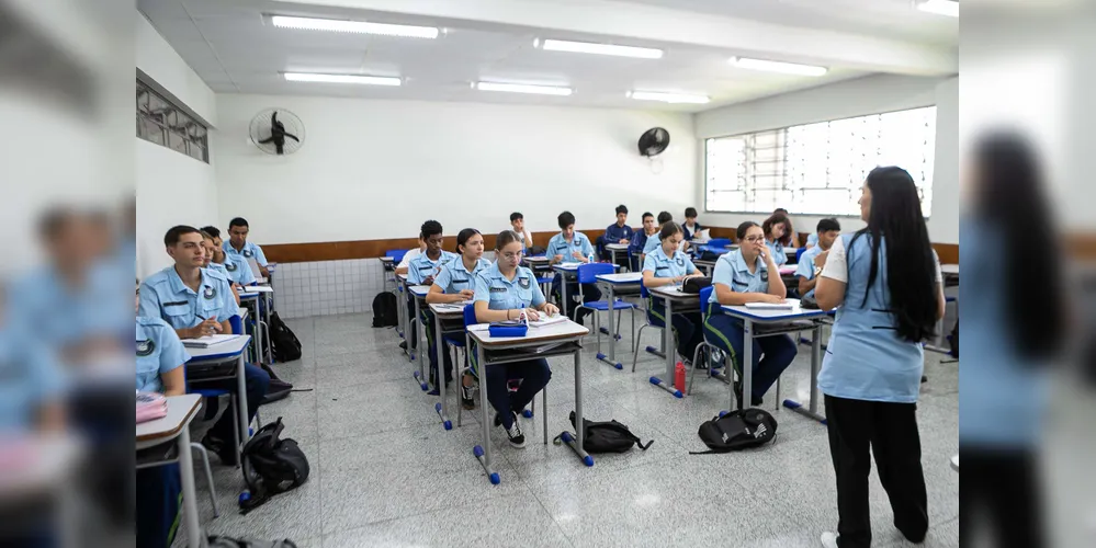 O modelo cívico-militar é coordenado pela Secretaria de Educação do Paraná (Seed-PR)