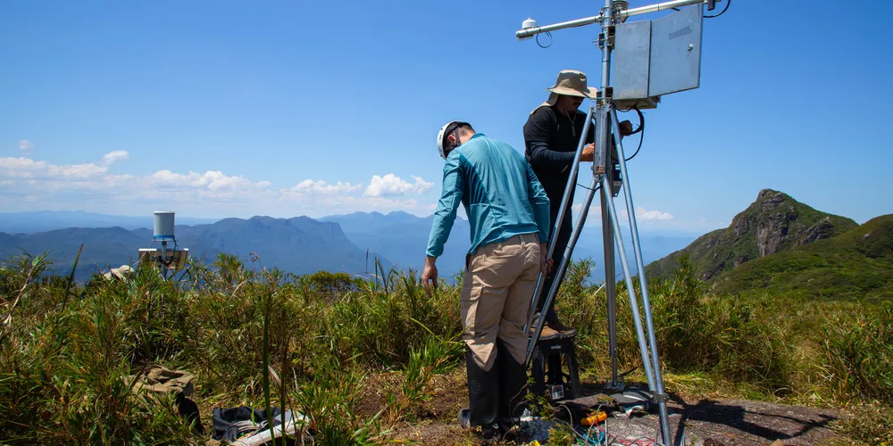 As informações dos dois equipamentos auxiliarão na compreensão do regime de chuvas e das temperaturas especificamente nesta região