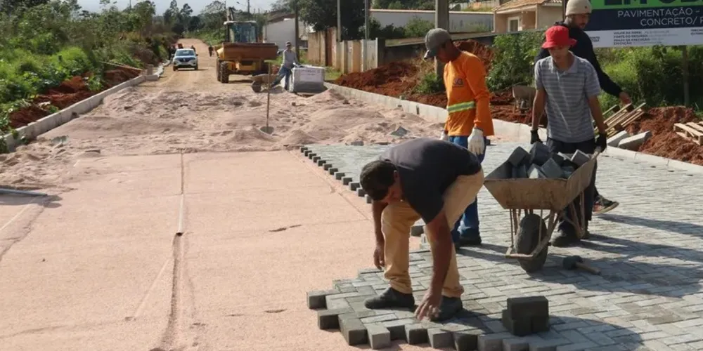 A retomada das obras da Estrada dos Alagados foi anunciada em outubro, com projeção de investimento de R$ 31 milhões