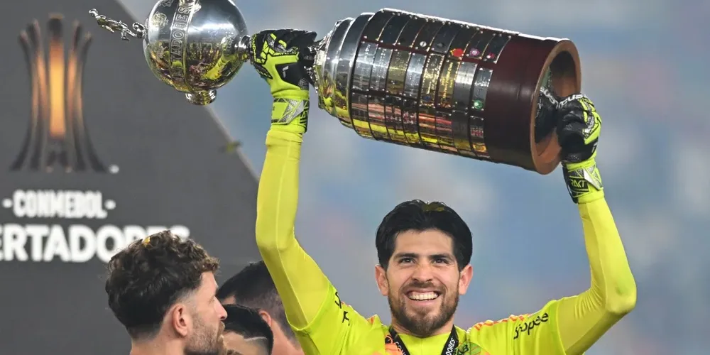 Rossi chegou à marca de 70 jogos sem sofrer gols pelo Flamengo