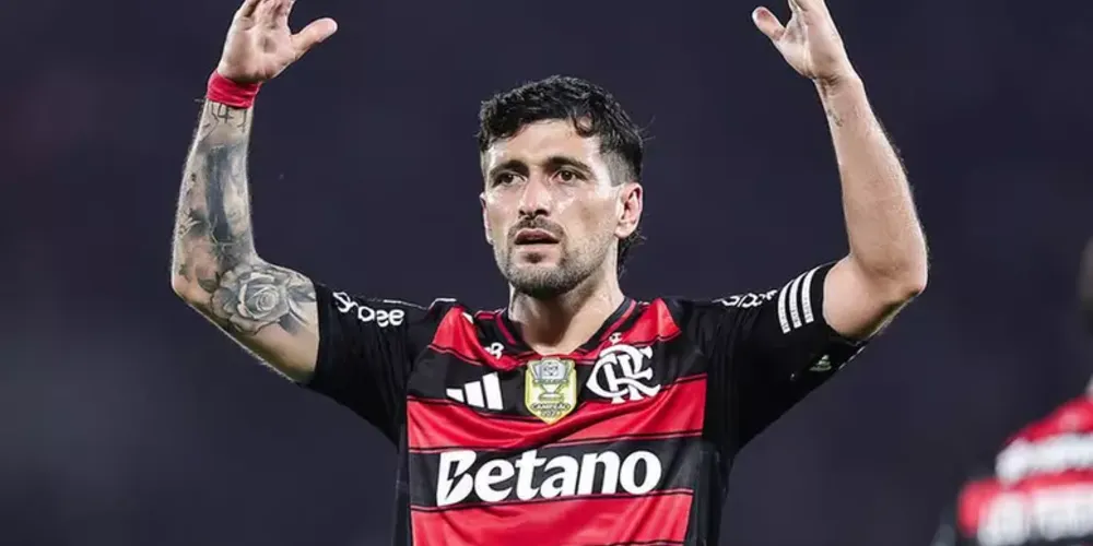 O Flamengo chegou aos 74 pontos, mantendo a liderança da competição