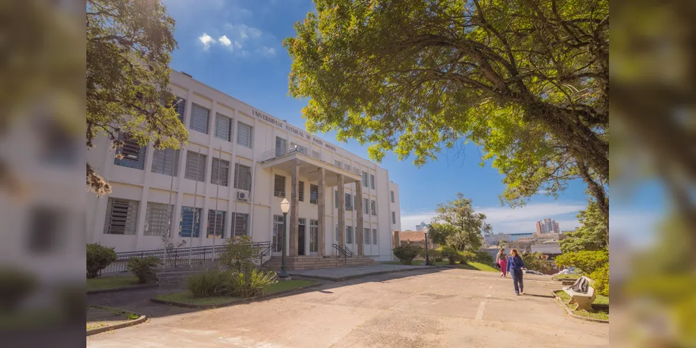 Fachada da Universidade Estadual de Ponta Grossa (UEPG)
