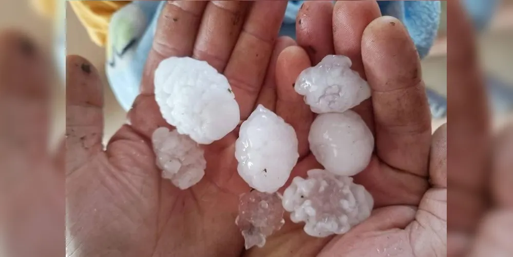 Pedras de granizo do tamanho de ovos de galinha atingiram Guarapuava