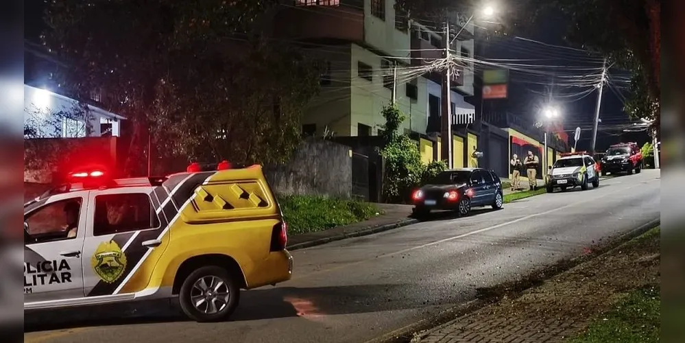Crime aconteceu na Rua Júlio Graf, no bairro Vista Alegre, em Curitiba
