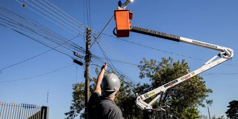 Desde fevereiro, as equipes vêm executando extensões de rede em vários trechos do município