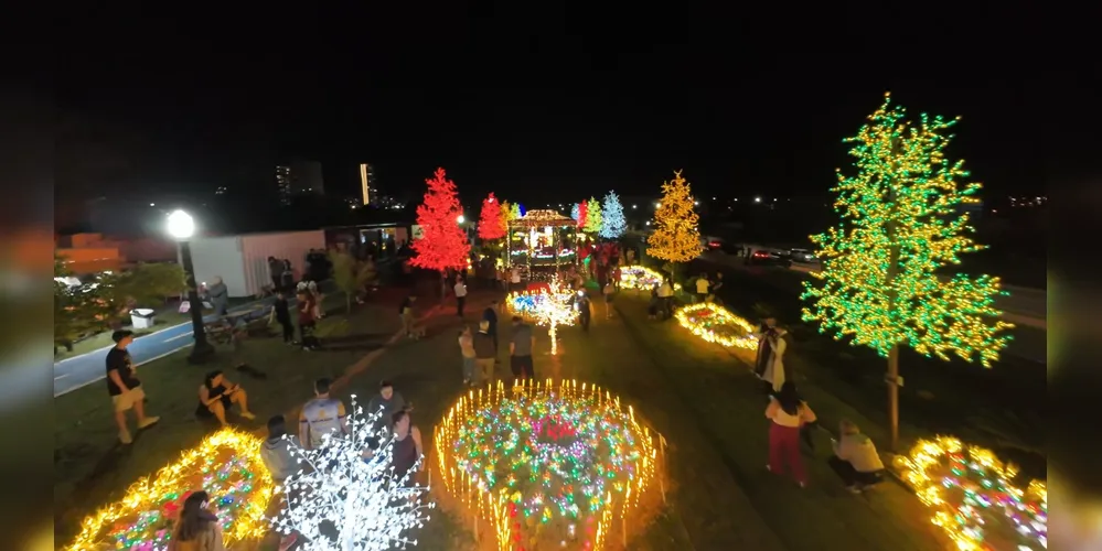 Programação foi aberta oficialmente nesta terça-feira (25)