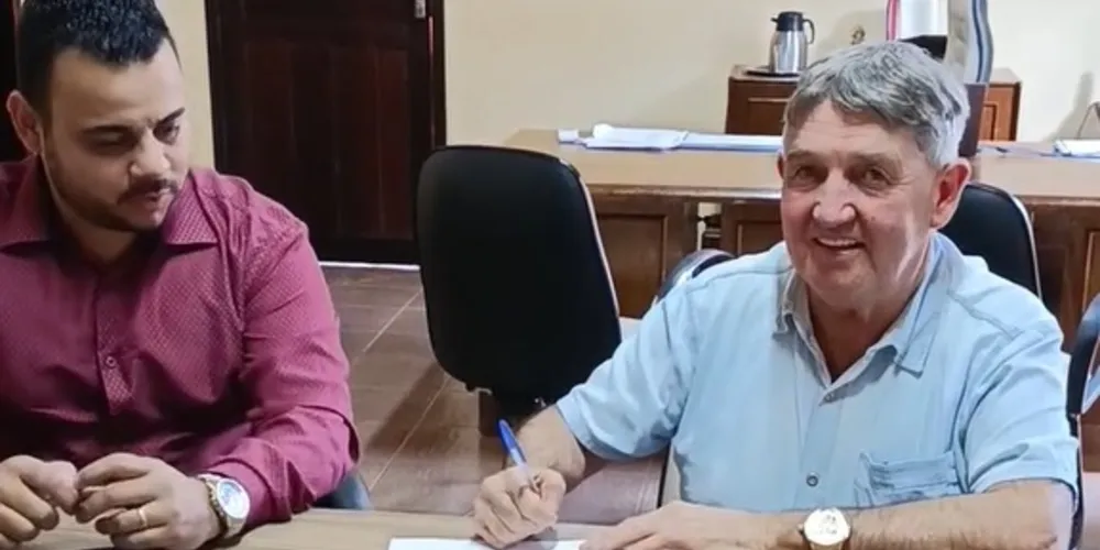 O prefeito Zelio Bittencourt assinou a ordem de serviço na última sexta-feira (07)