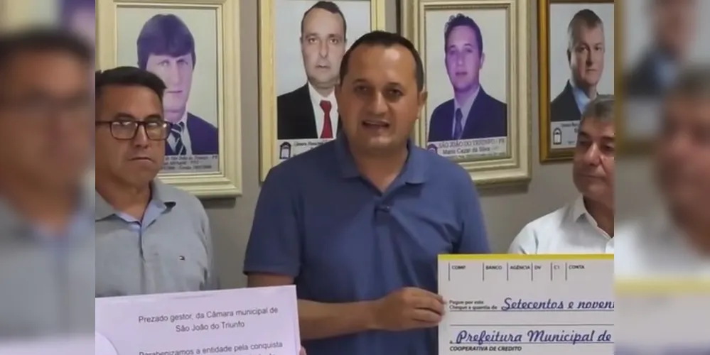 O prefeito Mario Cezar esteve reunido com os vereadores para receber o recurso