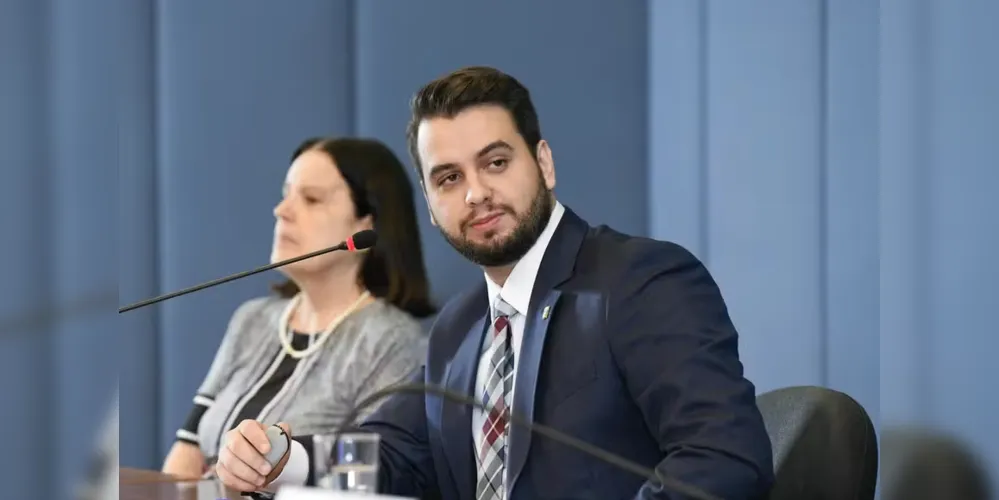 Martins estava cumprindo medidas cautelares, com uso de tornozeleira