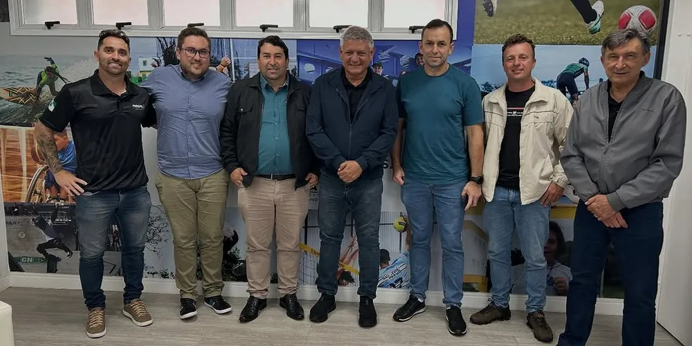 Orli de Cristo, Leandro Sansana de Cristo e Willian Sauter de Cristo estiveram na Secretaria de Estado de Esportes