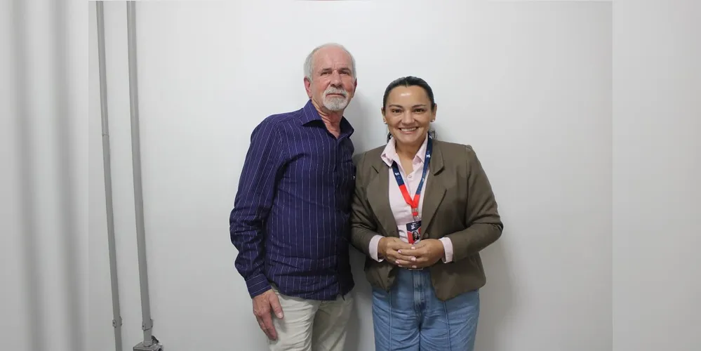 Jairton foi recebido pela diretora Alba e por membros da equipe técnica da instituição